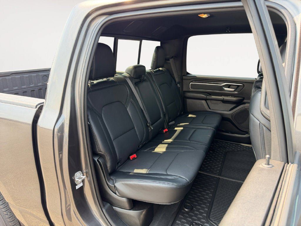 Used 2022 RAM 1500 Big Horn AWD/4WD image 24