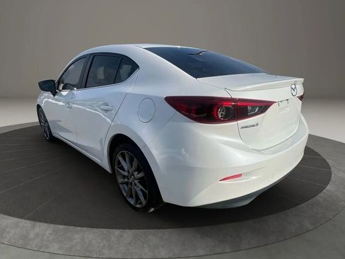 Used 2018 MAZDA MAZDA3 Grand Touring w/ Premium Equipment Package image 7