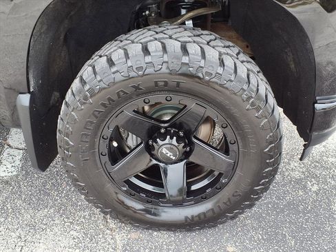 Used 2020 Chevrolet Silverado 1500 RST w/ True North Edition image 9