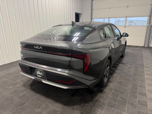 Used 2025 Kia K4 FWD image 3