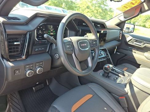 Certified 2026 GMC Sierra 1500 AT4 w/ AT4 Premium Package AWD/4WD image 10