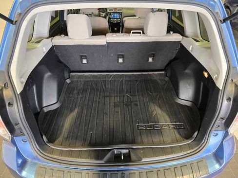 Used 2017 Subaru Forester 2.5i Premium w/ All-Weather Package image 14