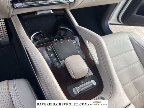 Used 2021 Mercedes-Benz GLS 580 4MATIC image 21