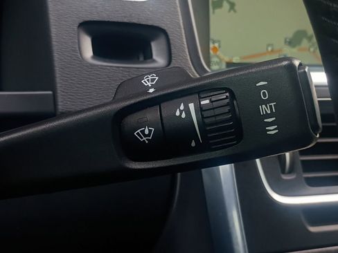 Used 2016 Volvo S60 T5 Premier image 10