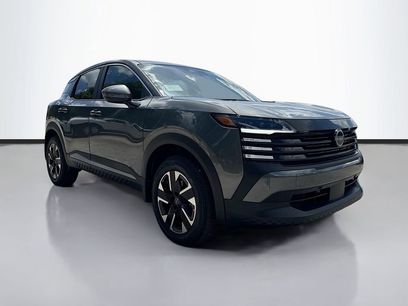 New 2025 Nissan Kicks SV