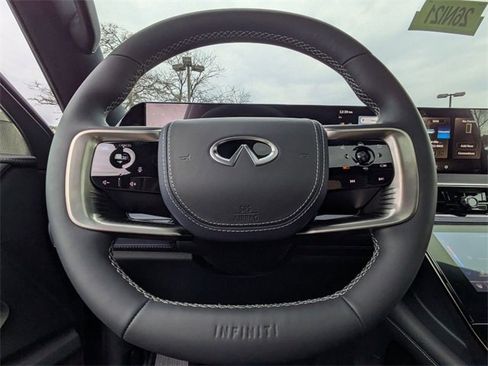 New 2026 INFINITI QX80 4WD image 19