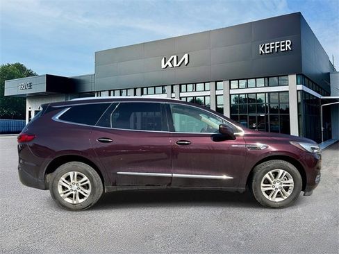 Used 2018 Buick Enclave Essence w/ Trailering Package image 9