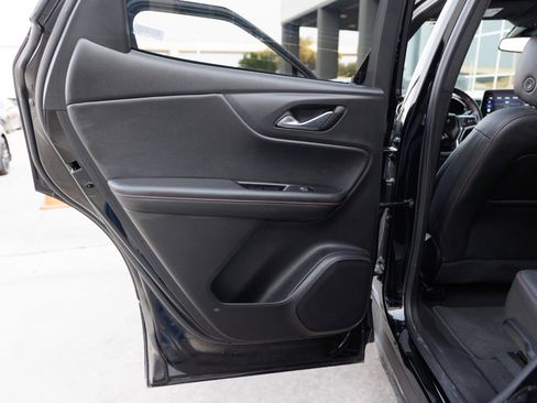 Used 2025 Chevrolet Blazer RS image 38