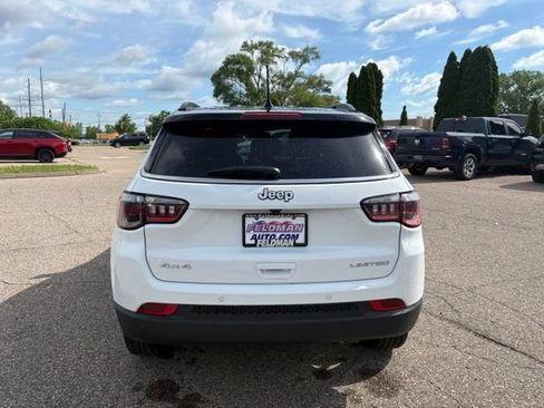 Used 2025 Jeep Compass Limited AWD/4WD image 4