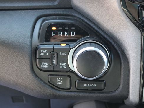 Used 2024 RAM 1500 Big Horn AWD/4WD image 19