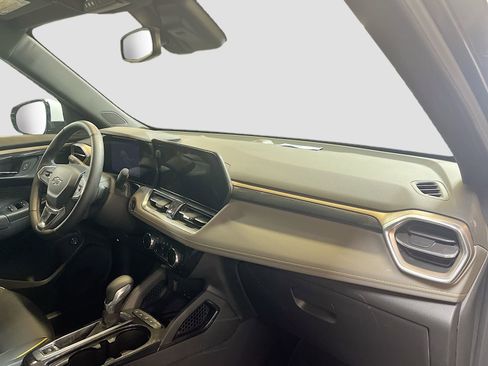 Used 2024 Chevrolet TrailBlazer ACTIV w/ Convenience Package image 28