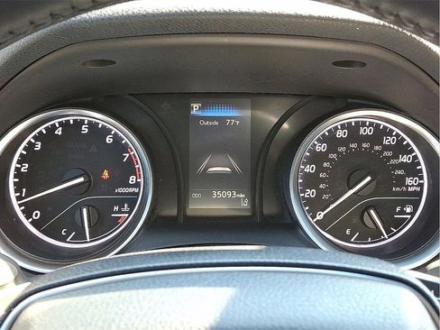 Used 2018 Toyota Camry SE w/ Protection Package (Q2) image 17