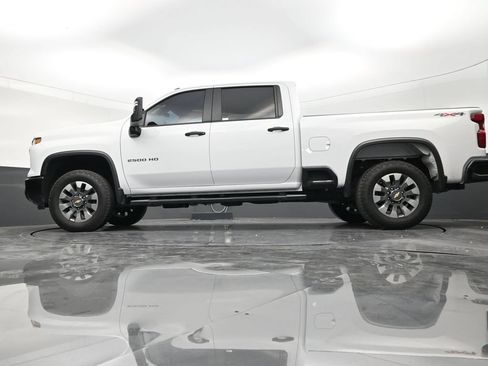 Used 2025 Chevrolet Silverado 2500 Custom w/ Custom Value Package AWD/4WD image 21