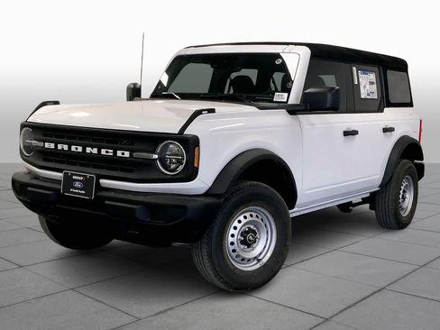 New 2025 Ford Bronco Base image 22
