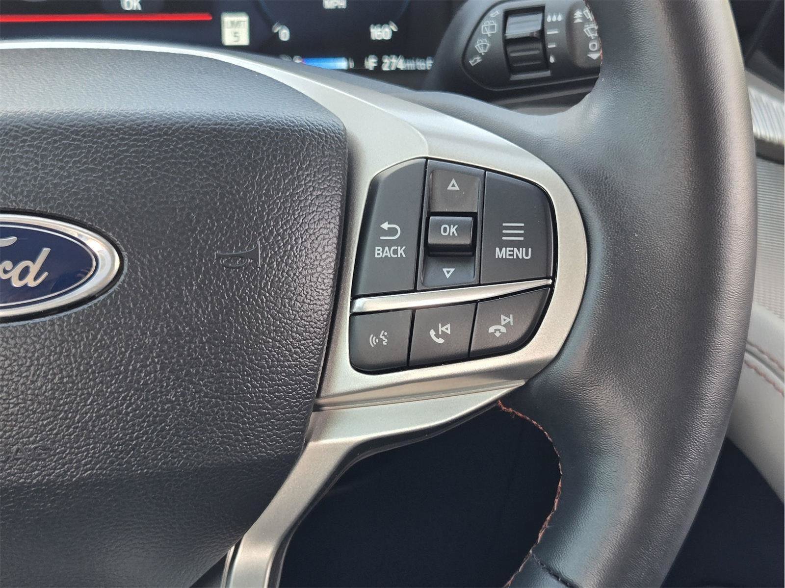 Used 2025 Ford Explorer Active w/ Active Comfort Package RWD image 28