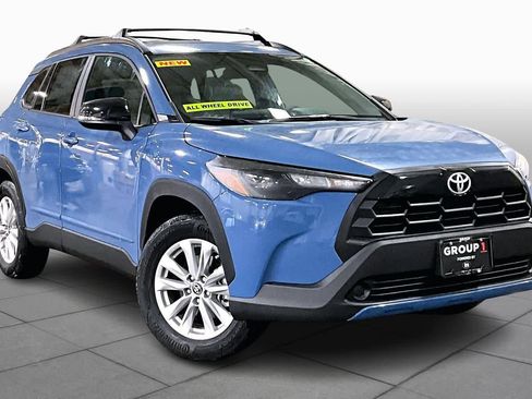 New 2026 Toyota Corolla Cross LE image 2