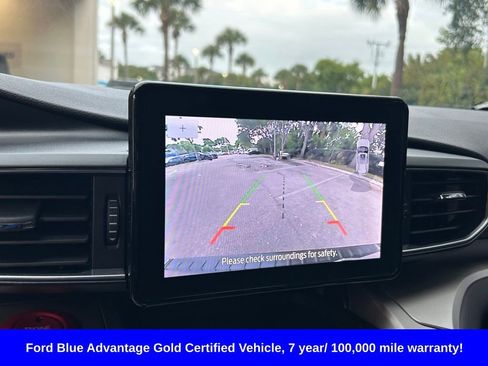 Used 2022 Ford Explorer XLT w/ Equipment Group 202A image 13