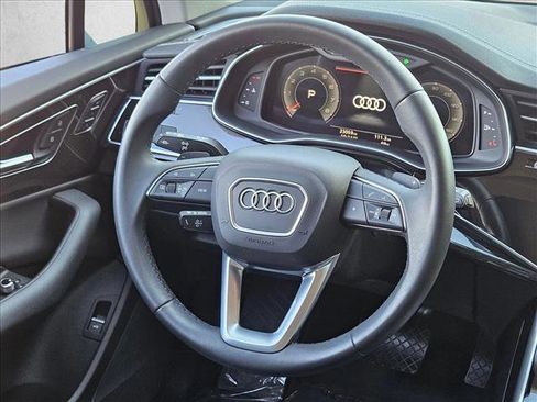Used 2023 Audi Q7 2.0T Premium w/ Convenience Package image 12