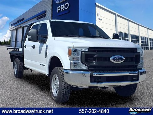 Used 2022 Ford F250 XL w/ Power Equipment Group image 1