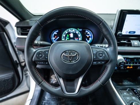 Used 2024 Toyota RAV4 SE w/ Weather & Moonroof Package image 17