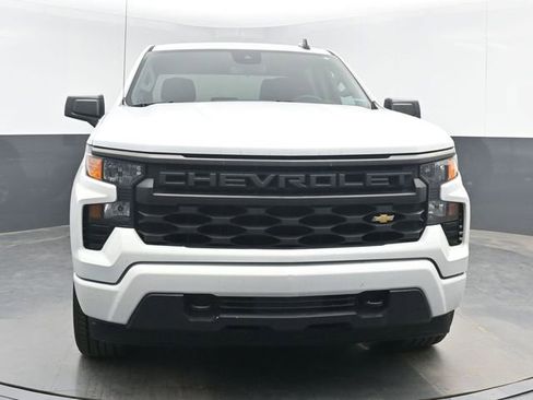 Used 2022 Chevrolet Silverado 1500 Custom RWD image 3