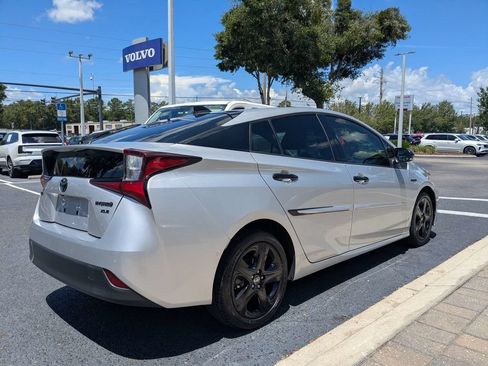 Used 2022 Toyota Prius FWD image 8