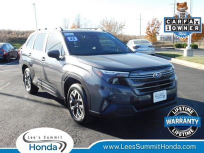 Used 2025 Subaru Forester Premium w/ Convenience Package #1