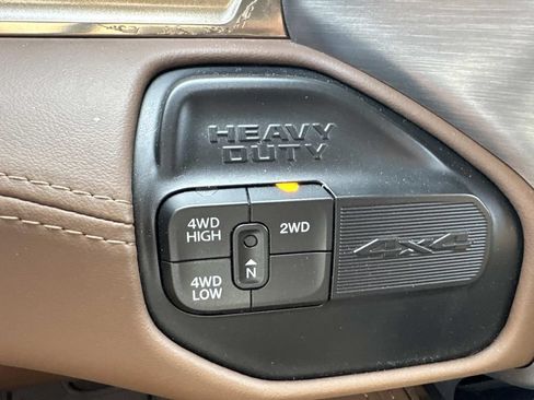 Used 2023 RAM 2500 Limited AWD/4WD image 48
