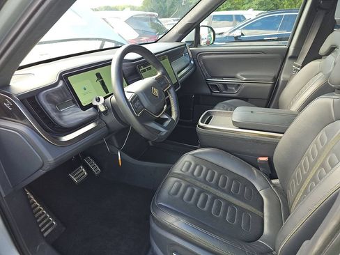 Used 2022 Rivian R1T Adventure AWD/4WD image 5