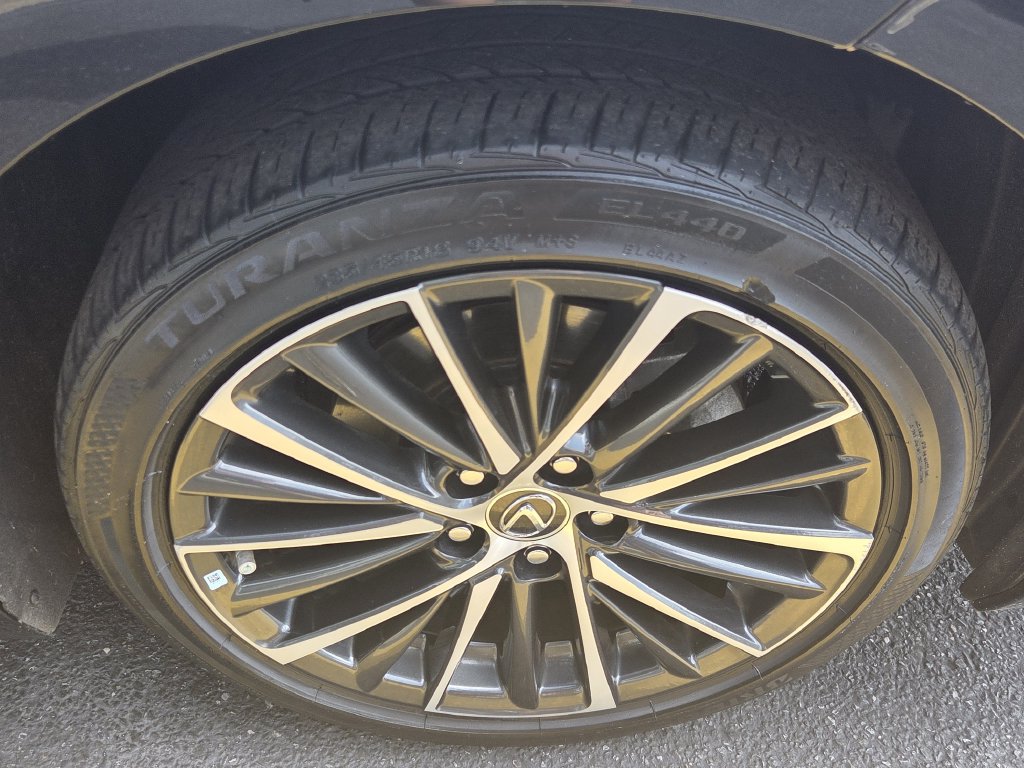 Used 2023 Lexus ES 350 w/ Premium Package FWD image 13