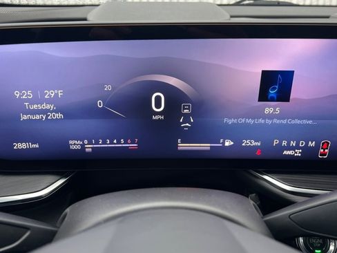 Used 2024 Buick Envision Preferred image 22