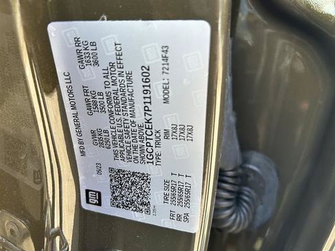 Certified 2023 Chevrolet Colorado LT AWD/4WD image 14