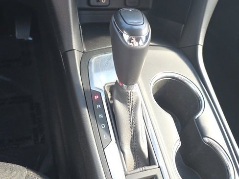 Used 2018 Chevrolet Equinox LT image 14