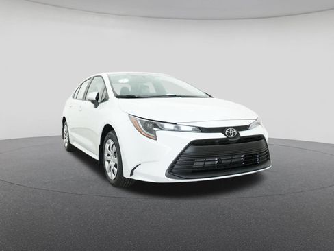 New 2026 Toyota Corolla LE image 30