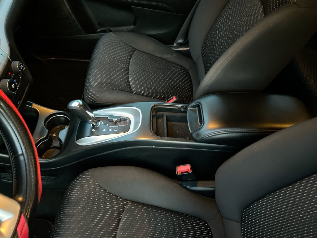 Used 2018 Dodge Journey SXT w/ Connectivity Group FWD image 24