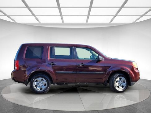 Used 2014 Honda Pilot LX image 2