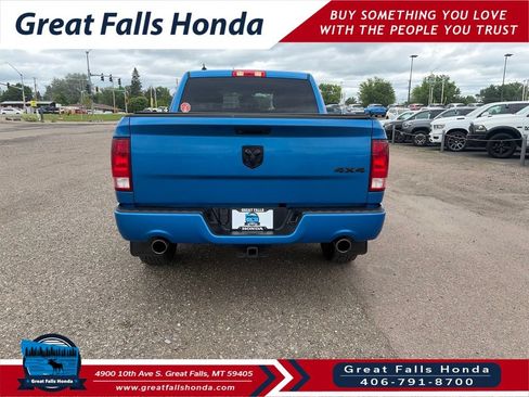Used 2019 RAM 1500 Express w/ Hydro Blue Sport Package AWD/4WD image 6