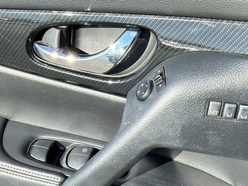 Used 2020 Nissan Rogue SL w/ Premium Package image 22