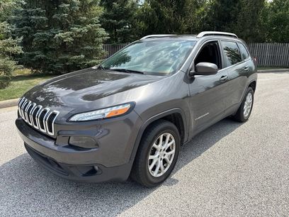 Used 2016 Jeep Cherokee Latitude w/ Cold Weather Group