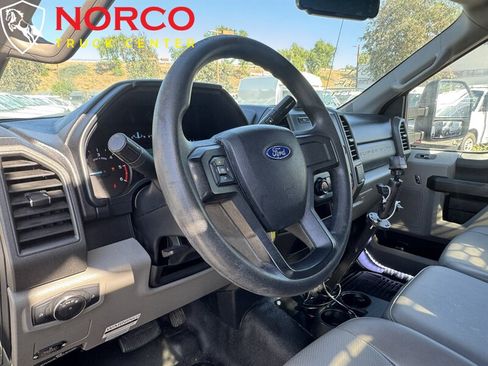 Used 2019 Ford F550 2WD Regular Cab Super Duty image 16