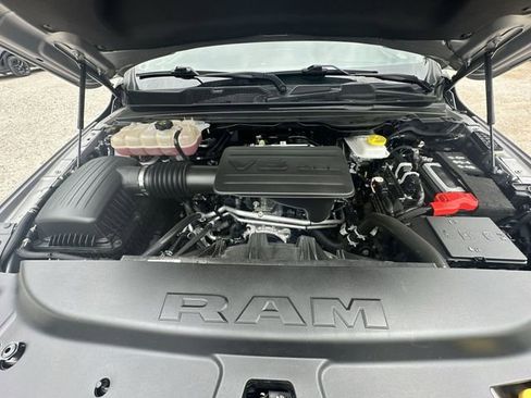 Used 2025 RAM 1500 Big Horn AWD/4WD image 32