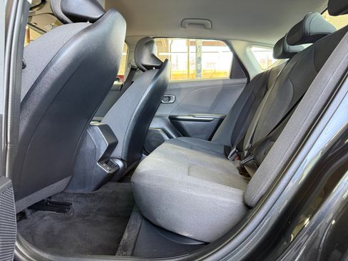 Used 2025 Kia K4 FWD image 22
