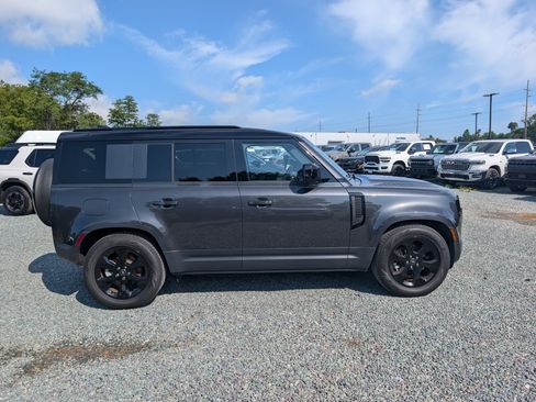 Used 2025 Land Rover Defender 110 S AWD/4WD image 6