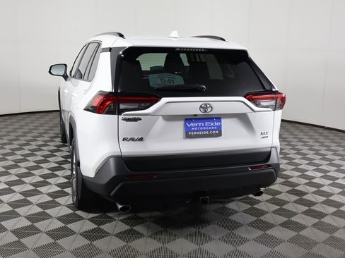 Used 2025 Toyota RAV4 XLE image 7