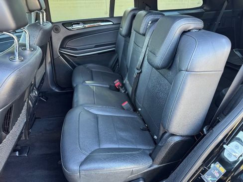 Used 2017 Mercedes-Benz GLS 550 4MATIC image 11