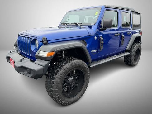 Used 2019 Jeep Wrangler Unlimited Sport S image 2