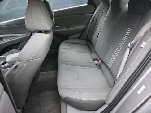 Used 2024 Hyundai Elantra SEL FWD image 35