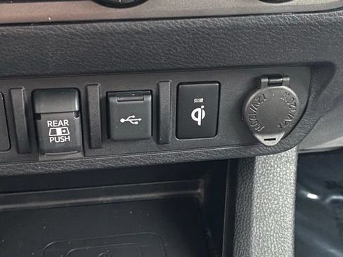 Used 2023 Toyota Tacoma TRD Off-Road AWD/4WD image 21