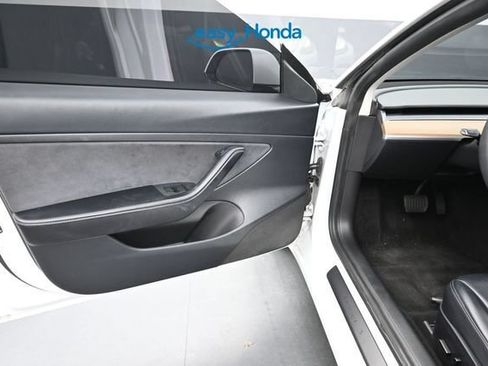 Used 2021 Tesla Model 3 Standard Range Plus RWD image 15