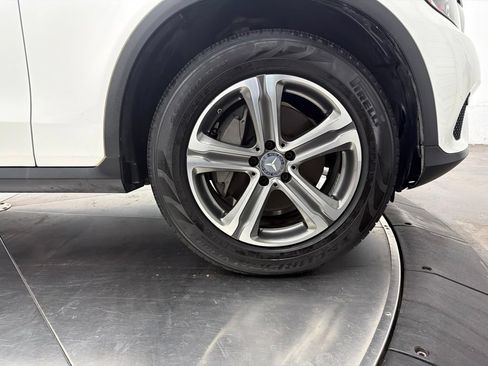 Used 2016 Mercedes-Benz GLC 300 4MATIC image 9